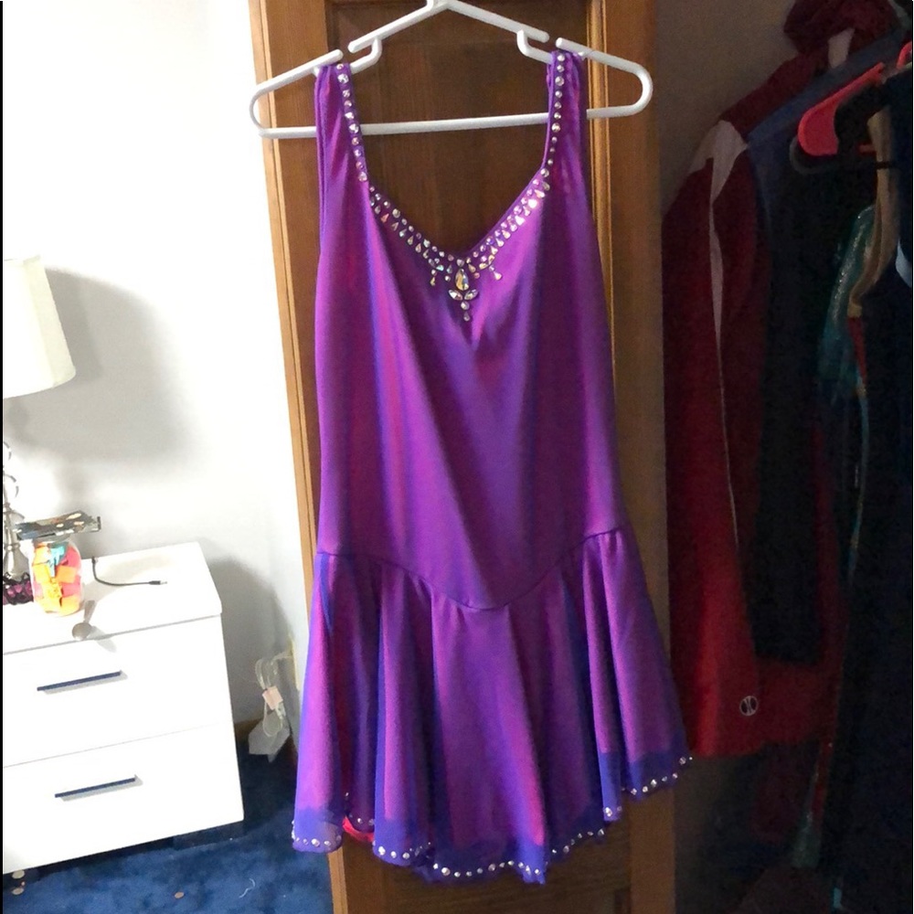Customized girls skating dress/costume